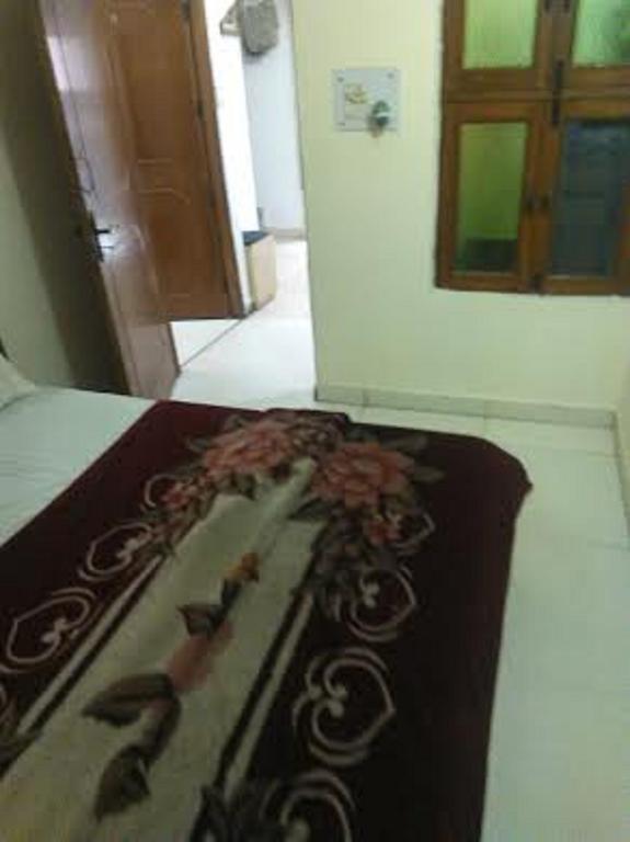 Yatri Guest House นิวเดลี ห้อง รูปภาพ